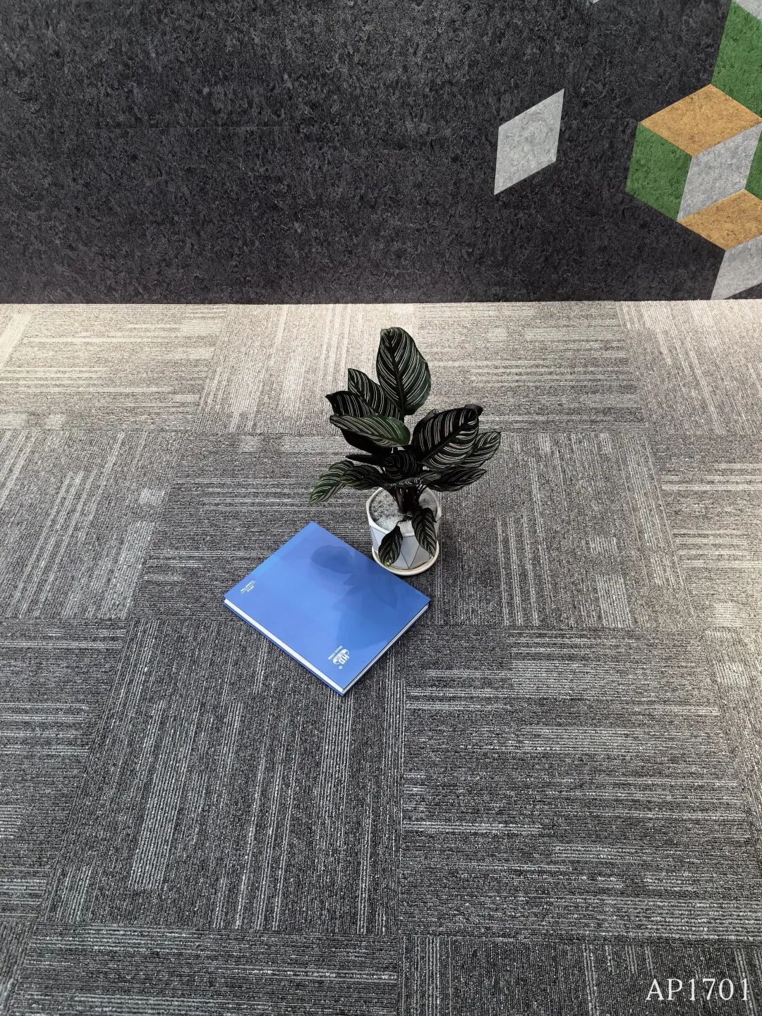 AP17/16系列拼块地毯 - 细节展示图3